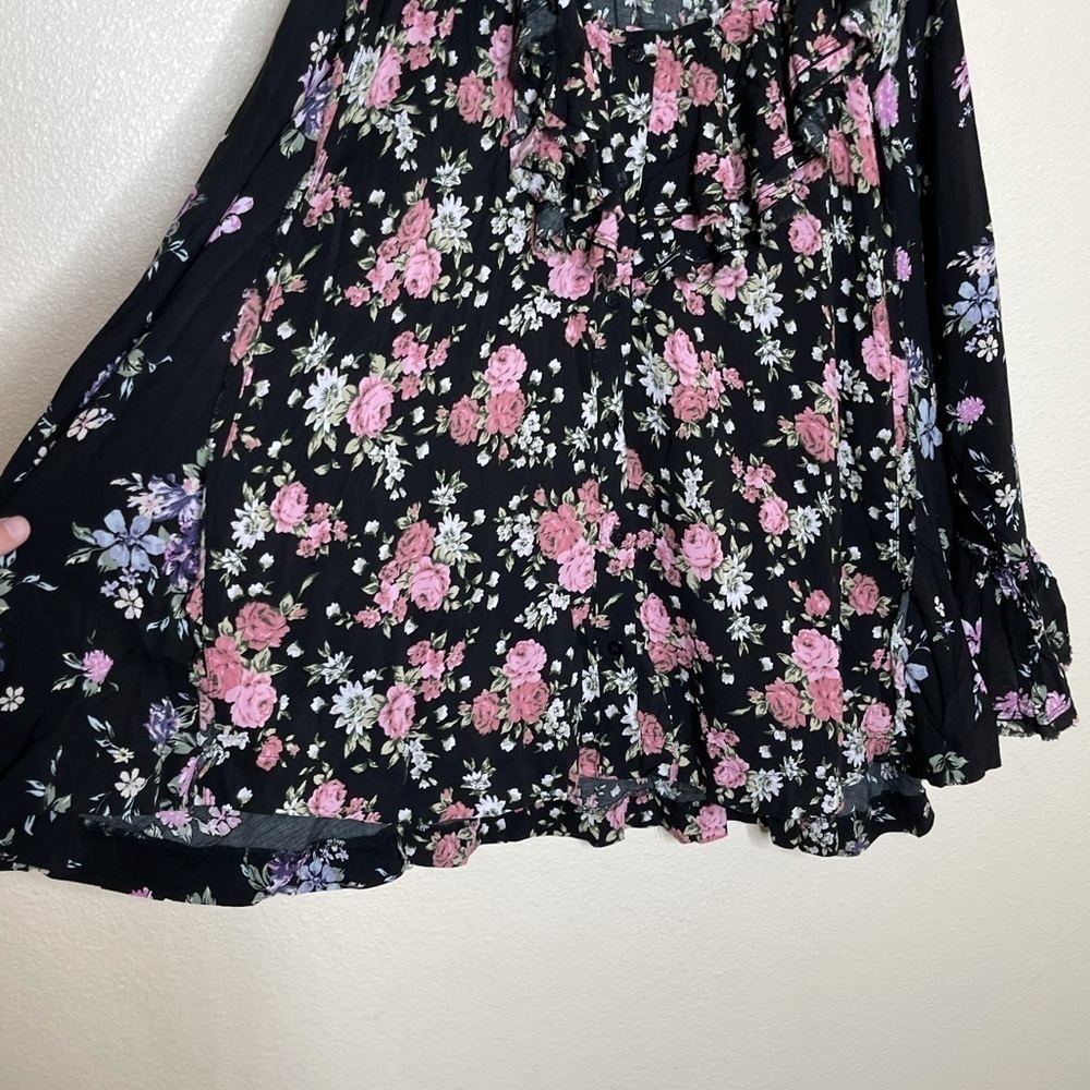 Floral Ruffle Women's Top - Picture 9 of 15